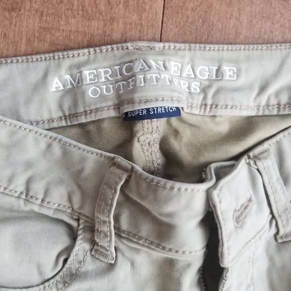 American Eagle Khaki jeggings - Picture 3 of 3